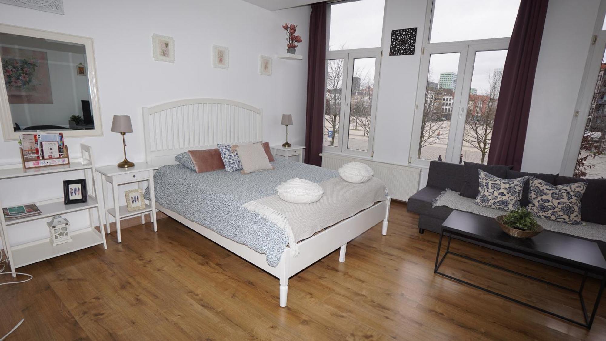 Sint-Jans Appartments アントウェルペン エクステリア 写真